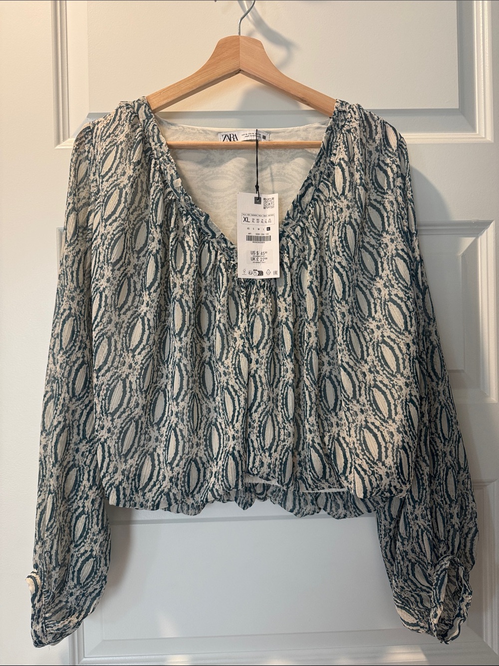Zara Cream and Blue Printed Long-Sleeve Blouse